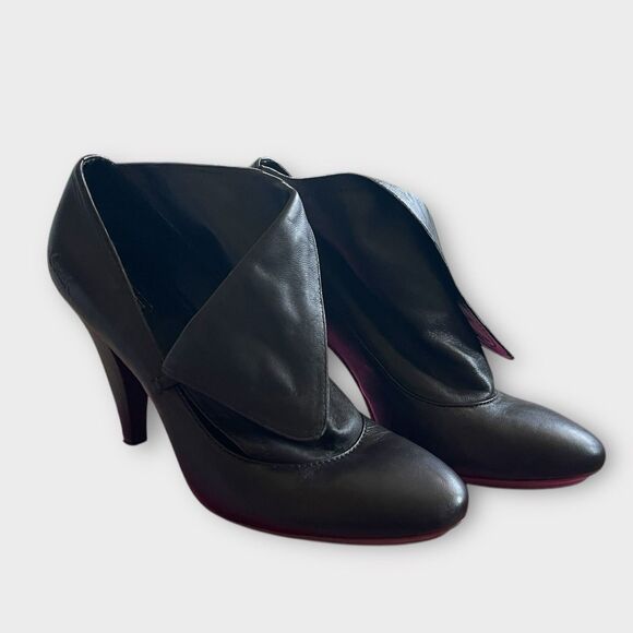 Coach Brown Glove Leather Fold-Over Heel Boots Size 10 – Stylish & Classic - Picture 7 of 10